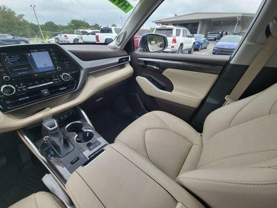 2021 Toyota Highlander Hybrid Limited
