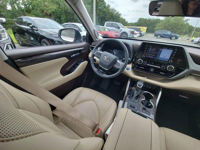 2021 Toyota Highlander Hybrid Limited