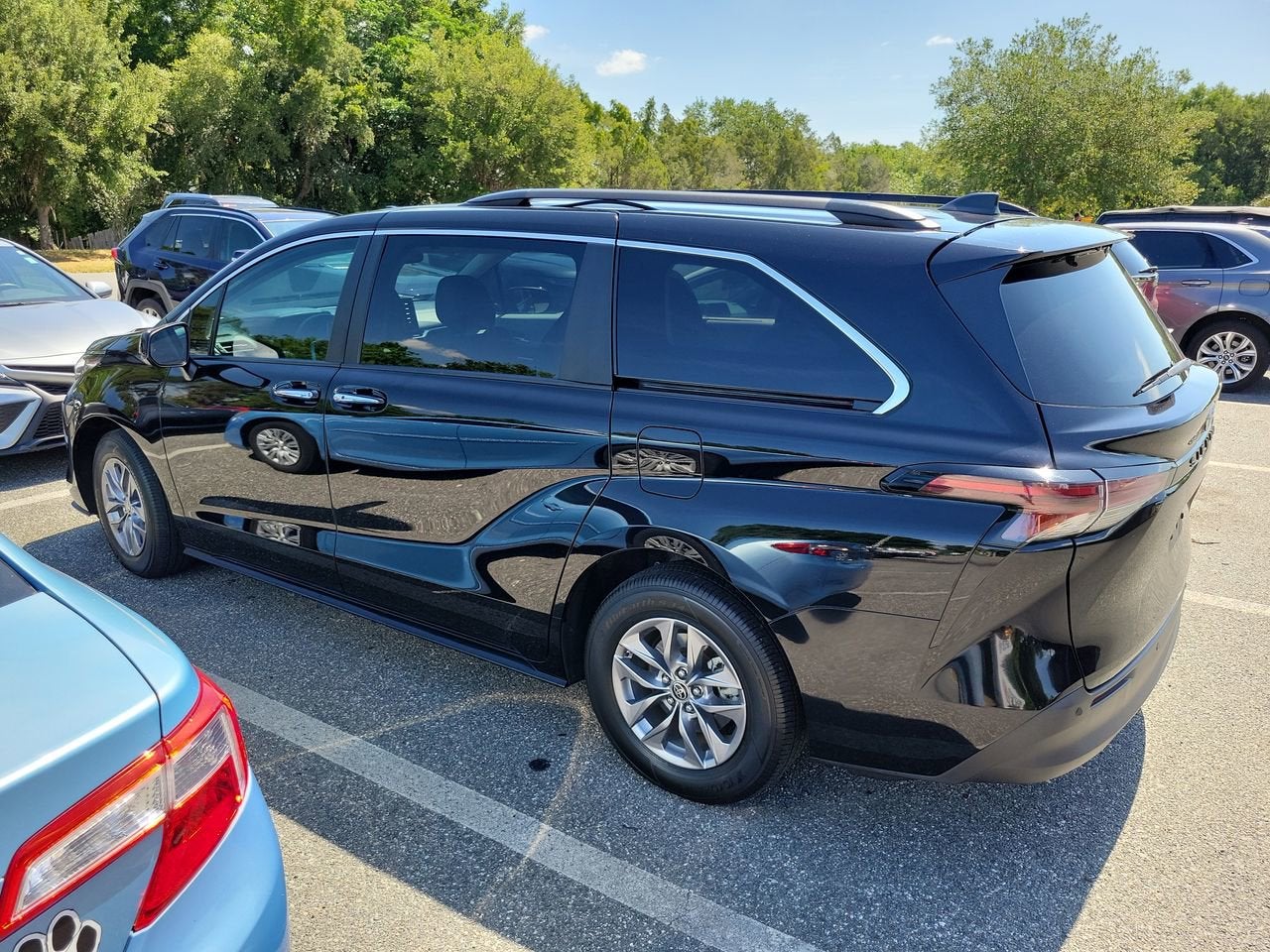 2023 Toyota Sienna XLE