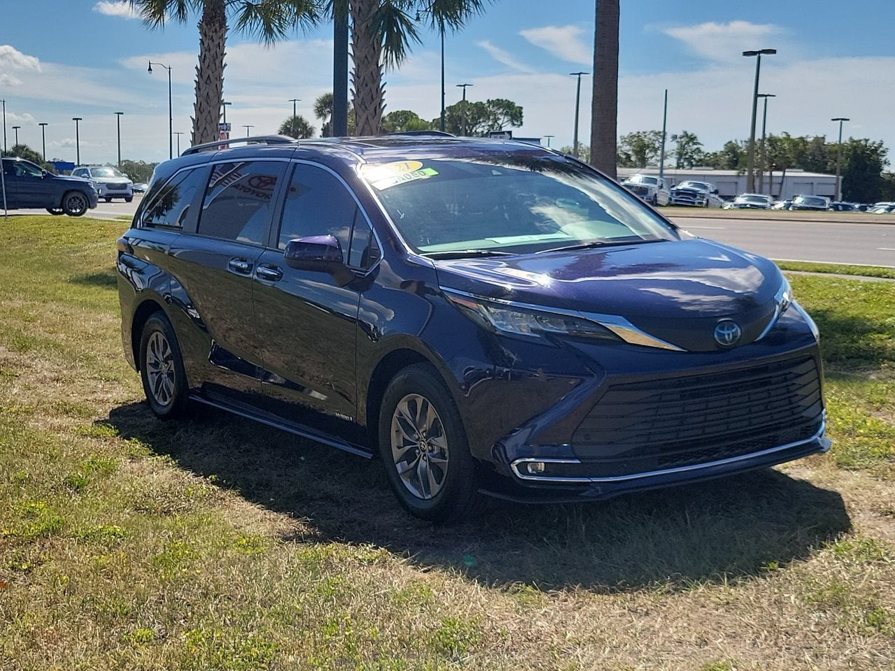 2021 Toyota Sienna XLE