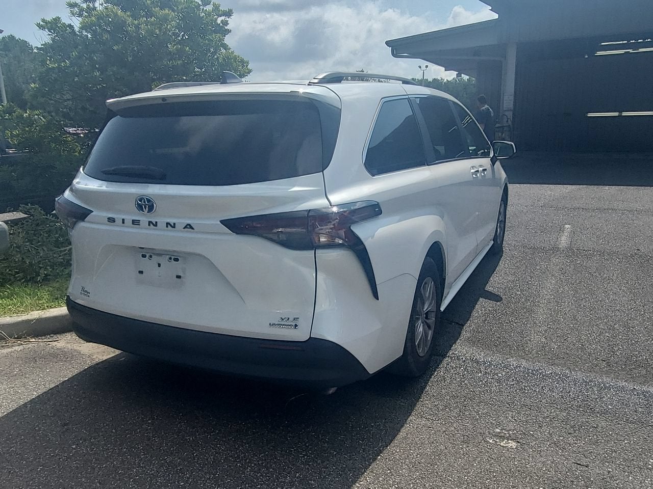 2023 Toyota Sienna XLE