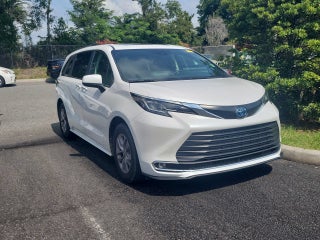2023 Toyota Sienna XLE