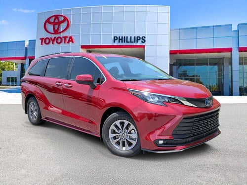 2025 Toyota Sienna XLE