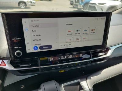 2025 Toyota Sienna XLE