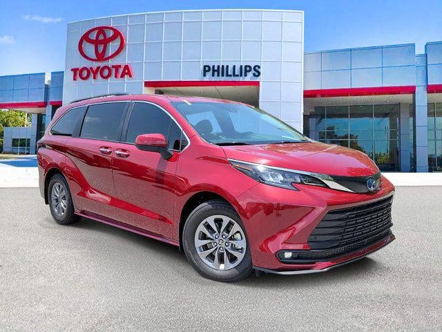 2025 Toyota Sienna XLE
