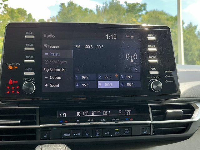2023 Toyota Sienna XLE
