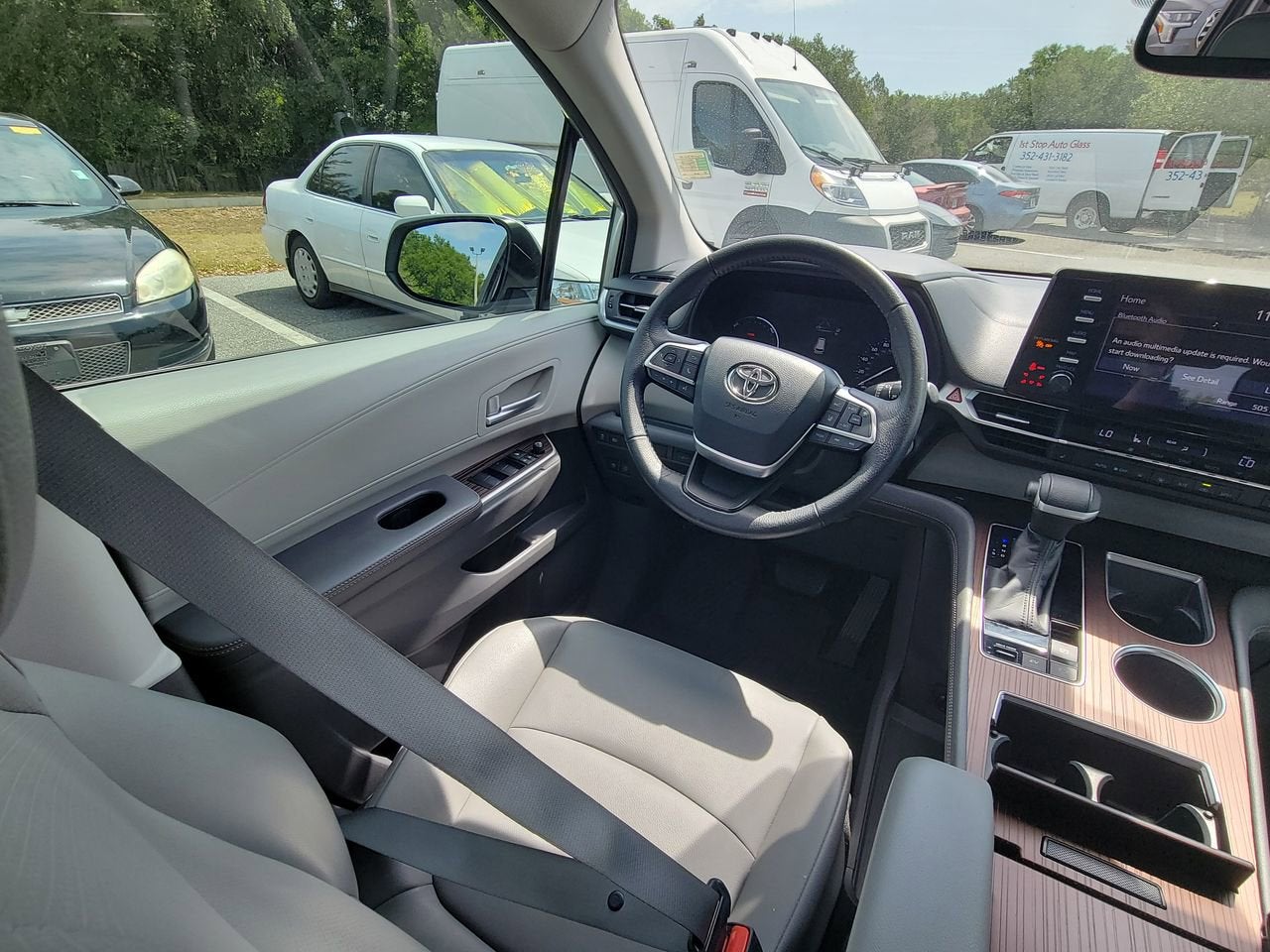 2022 Toyota Sienna XLE
