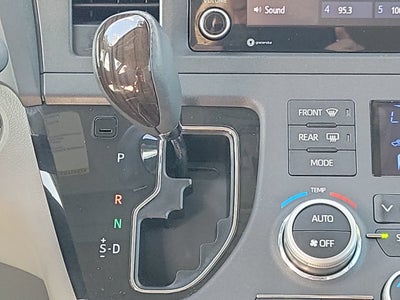 2020 Toyota Sienna Base