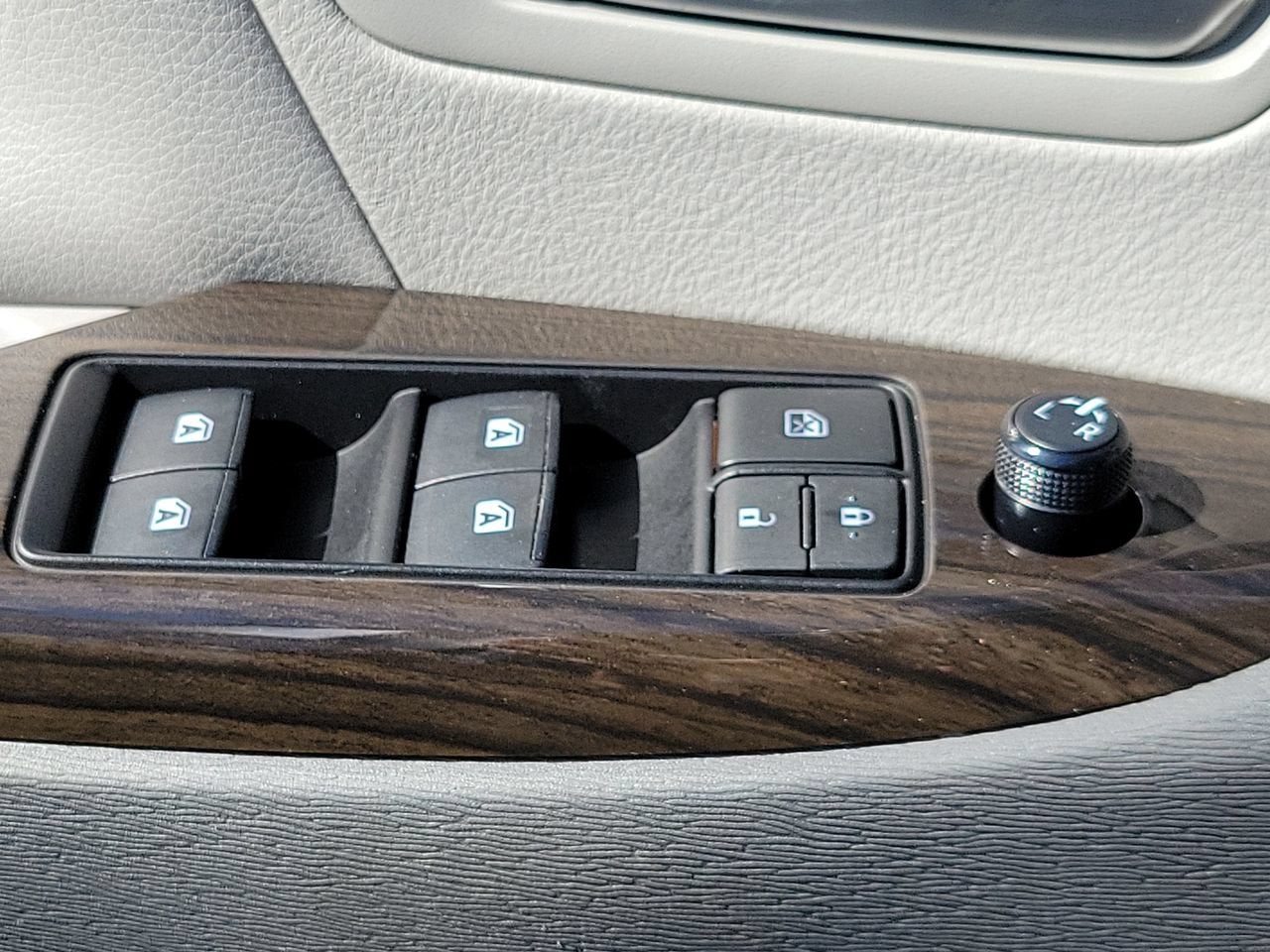 2020 Toyota Sienna Base