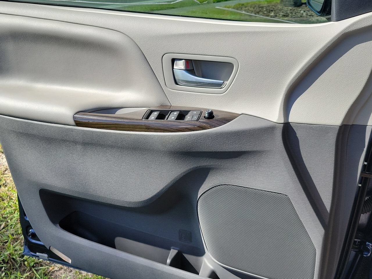 2020 Toyota Sienna Base