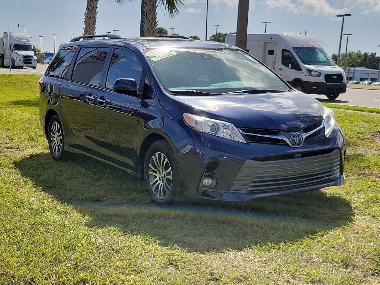 2020 Toyota Sienna Base