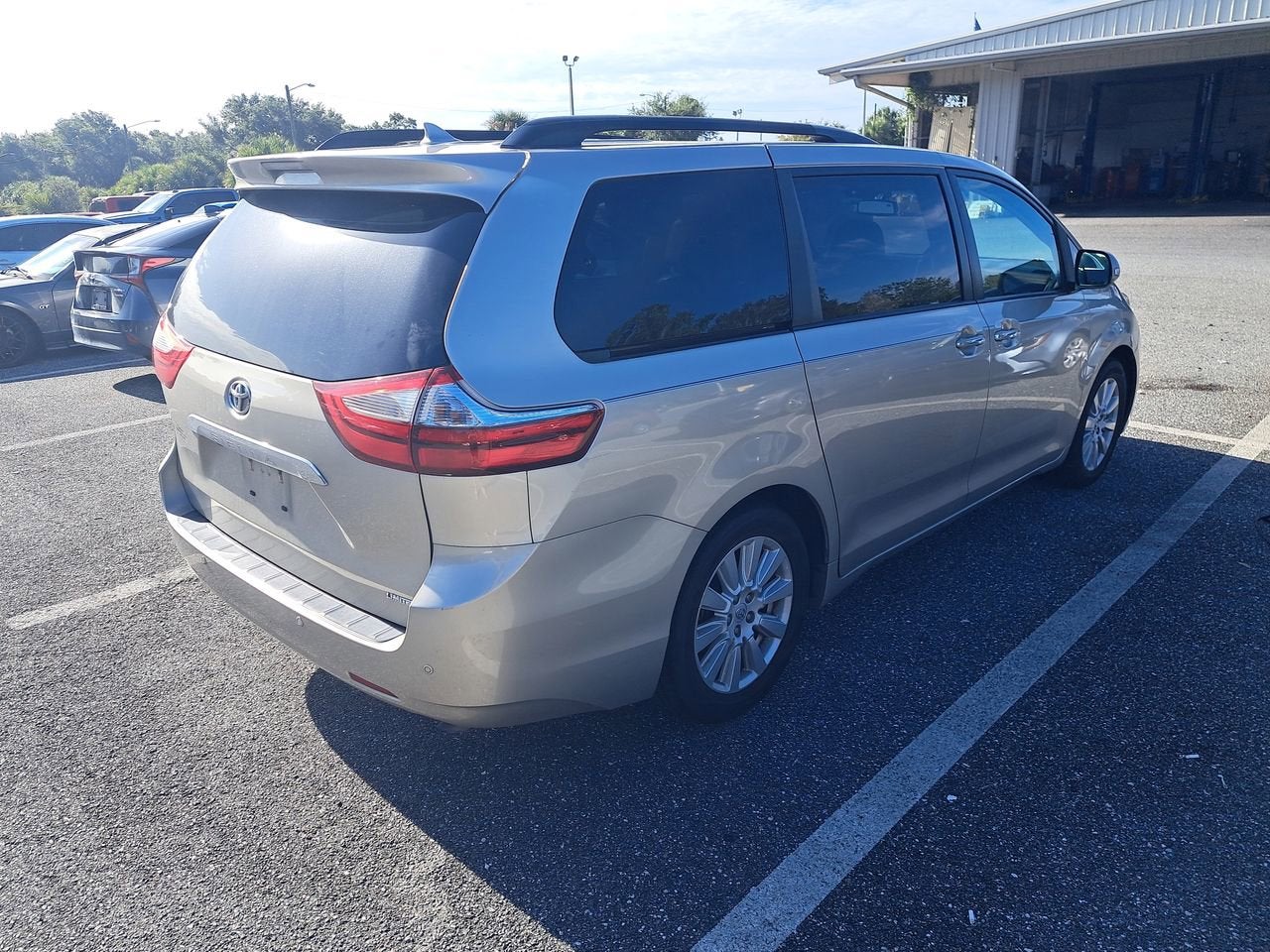 2017 Toyota Sienna Base