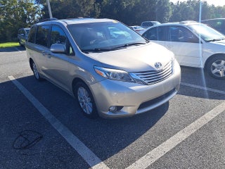 2017 Toyota Sienna Base