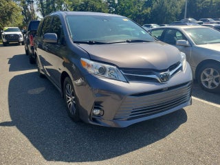 2019 Toyota Sienna XLE