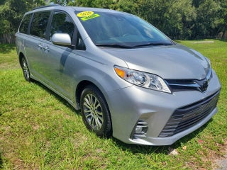 2020 Toyota Sienna XLE