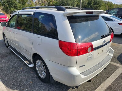 2007 Toyota Sienna XLE
