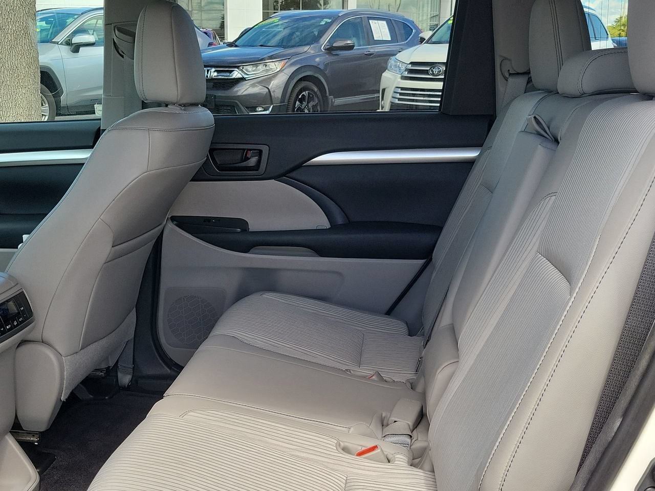 2015 Toyota Highlander LE Plus V6