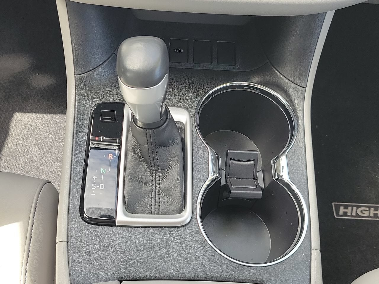 2015 Toyota Highlander LE Plus V6