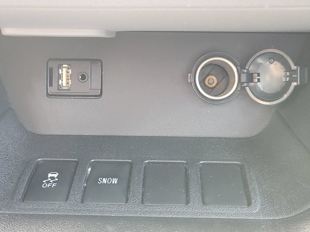 2015 Toyota Highlander LE Plus V6