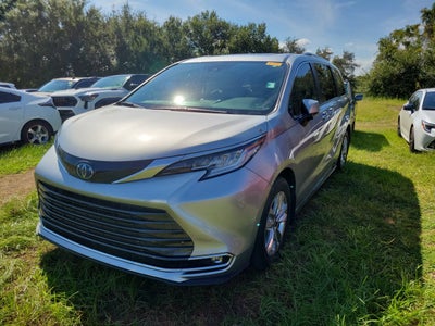2025 Toyota Sienna Limited