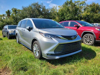 2025 Toyota Sienna Limited
