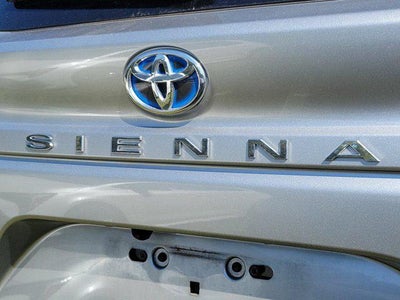 2025 Toyota Sienna Limited