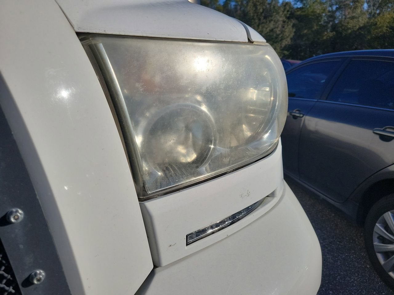 2010 Toyota Tundra 4WD Truck CrewMax 5.7L FFV V8 6-Spd AT (Natl)