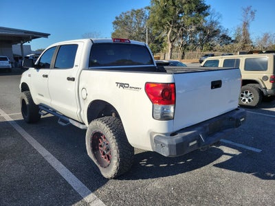 2010 Toyota Tundra 4WD Truck CrewMax 5.7L FFV V8 6-Spd AT (Natl)