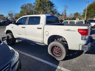 2010 Toyota Tundra 4WD Truck CrewMax 5.7L FFV V8 6-Spd AT (Natl)