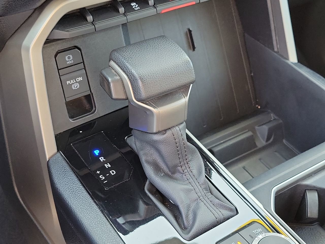 2024 Toyota Tundra 2WD SR5