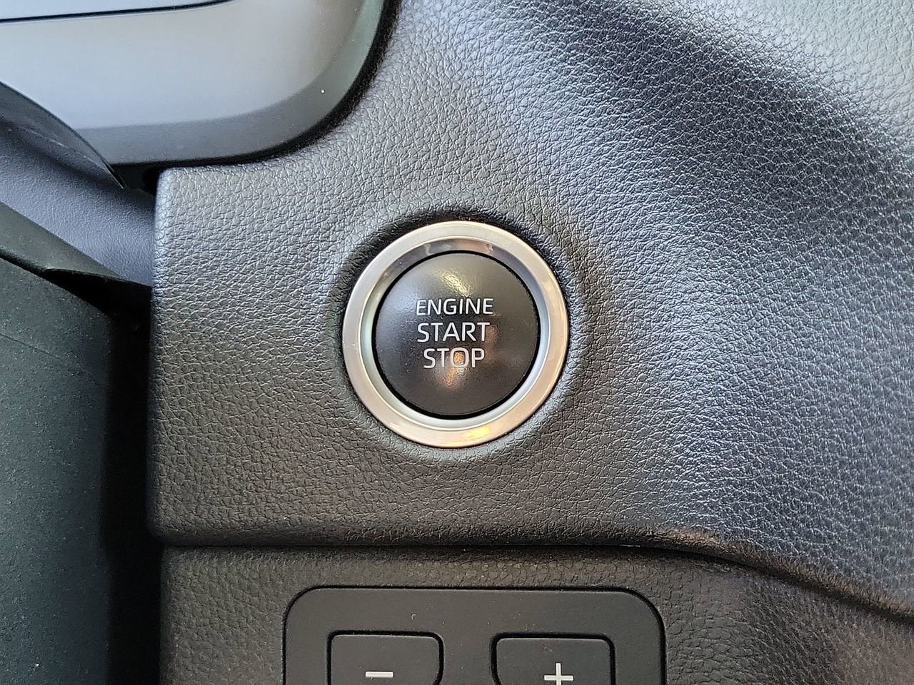 2024 Toyota Tundra 2WD SR5