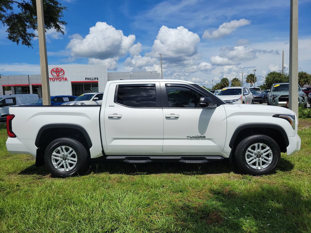 2025 Toyota Tundra SR5