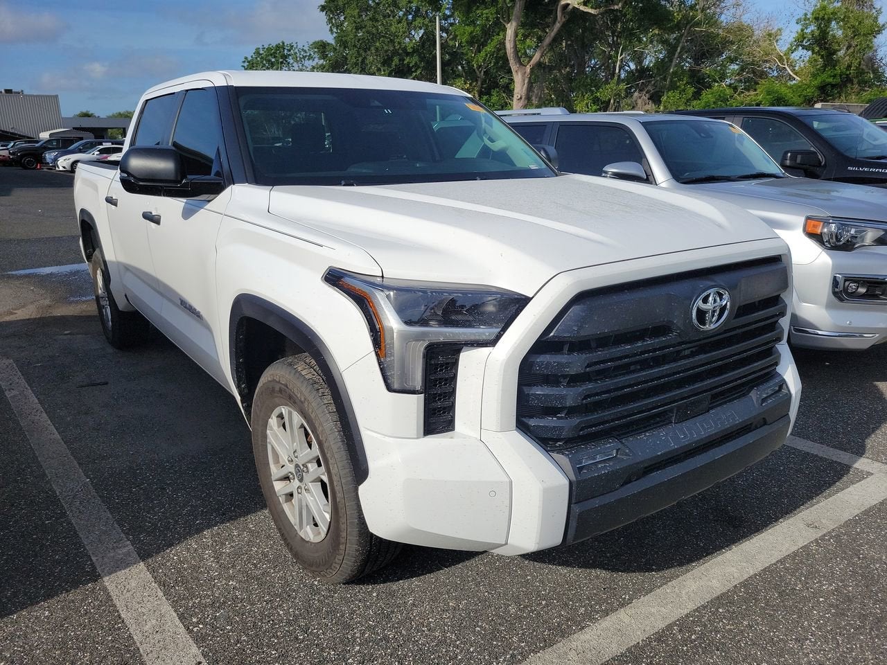 2024 Toyota Tundra 4WD SR5