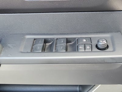 2022 Toyota Tundra 4WD SR5