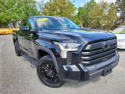 2022 Toyota Tundra 4WD SR5