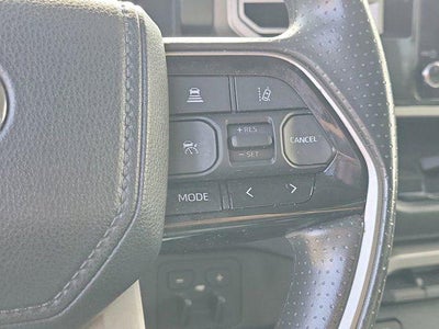 2022 Toyota Tundra 4WD SR5