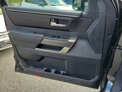 2022 Toyota Tundra 4WD SR5