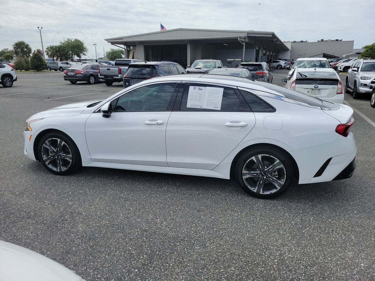 2023 Kia K5 EX