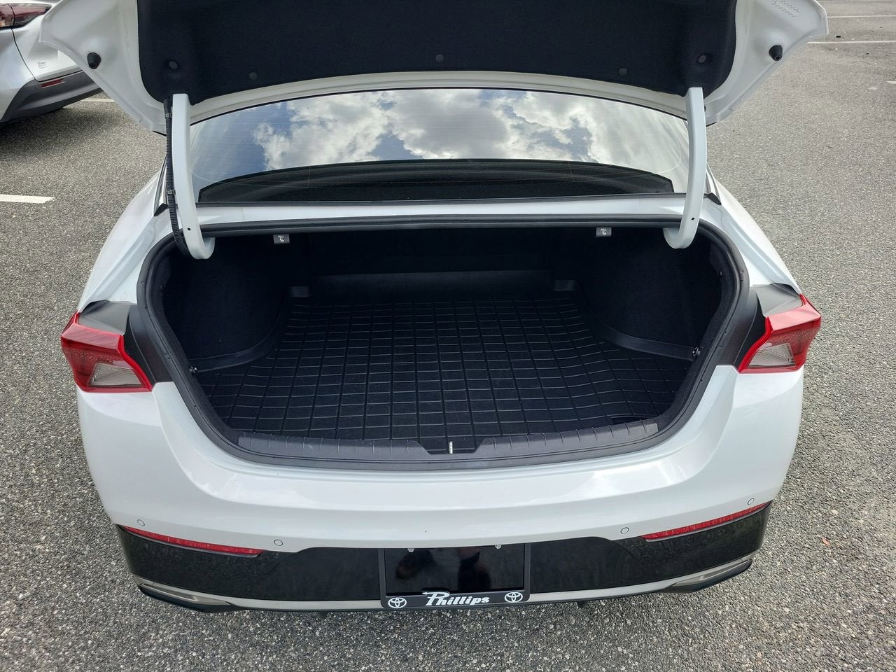 2023 Kia K5 EX