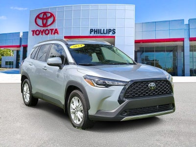 2024 Toyota Corolla Cross LE