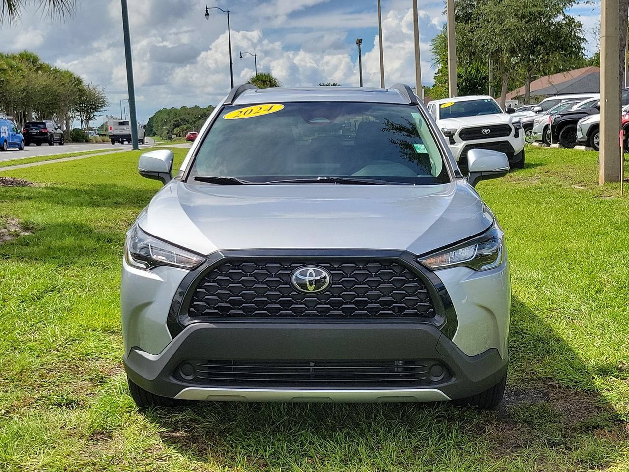 2024 Toyota Corolla Cross LE