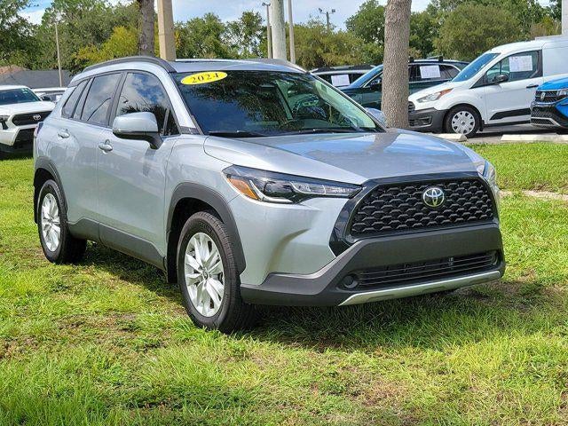 2024 Toyota Corolla Cross LE