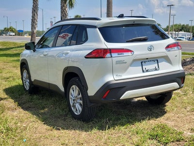 2025 Toyota Corolla Cross LE