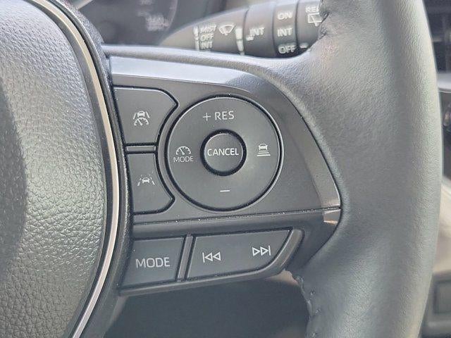2025 Toyota Corolla Cross LE