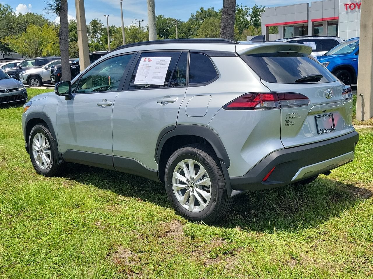 2026 Toyota Corolla Cross LE