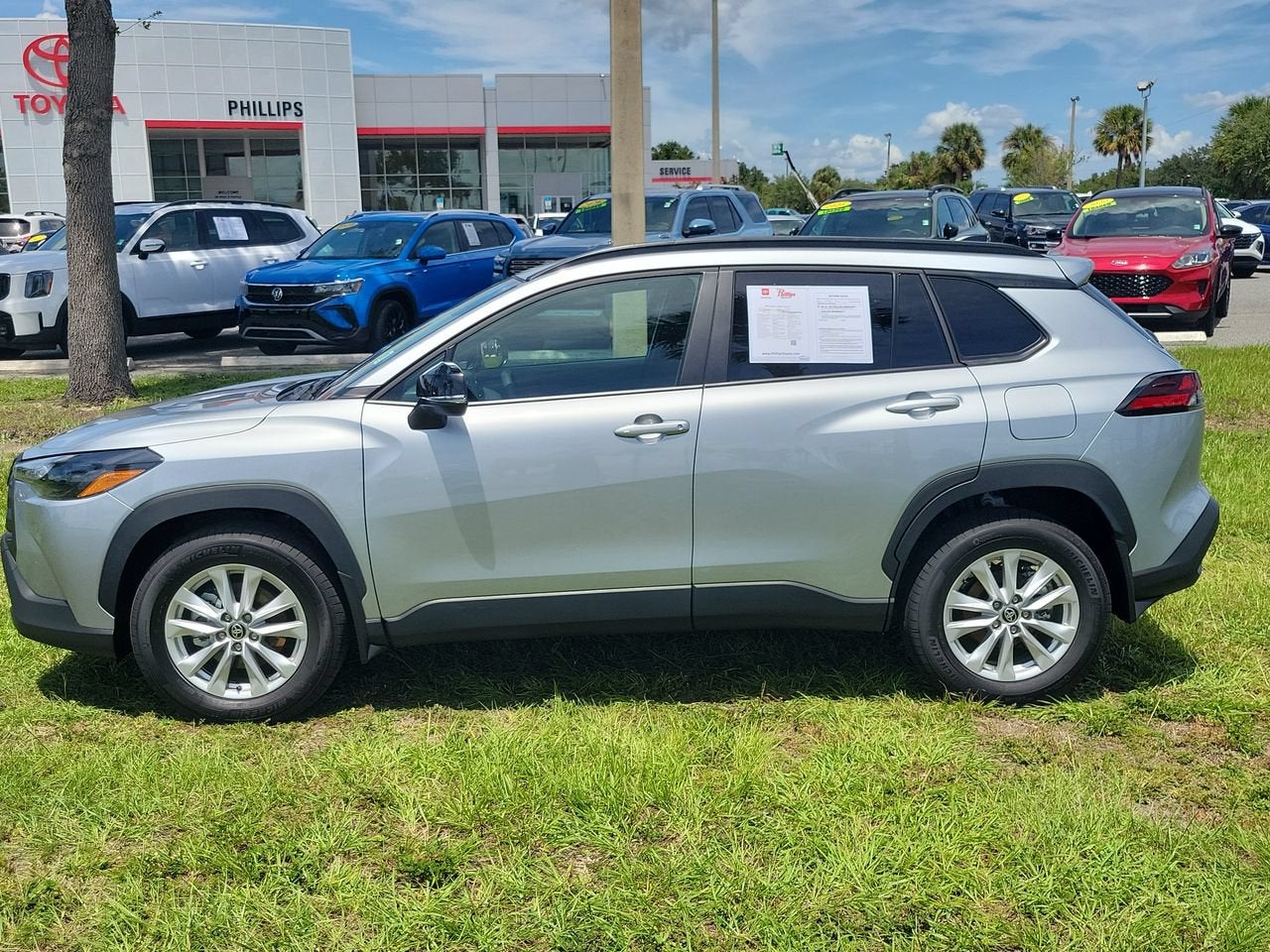 2026 Toyota Corolla Cross LE