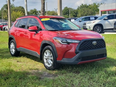 2024 Toyota Corolla Cross LE