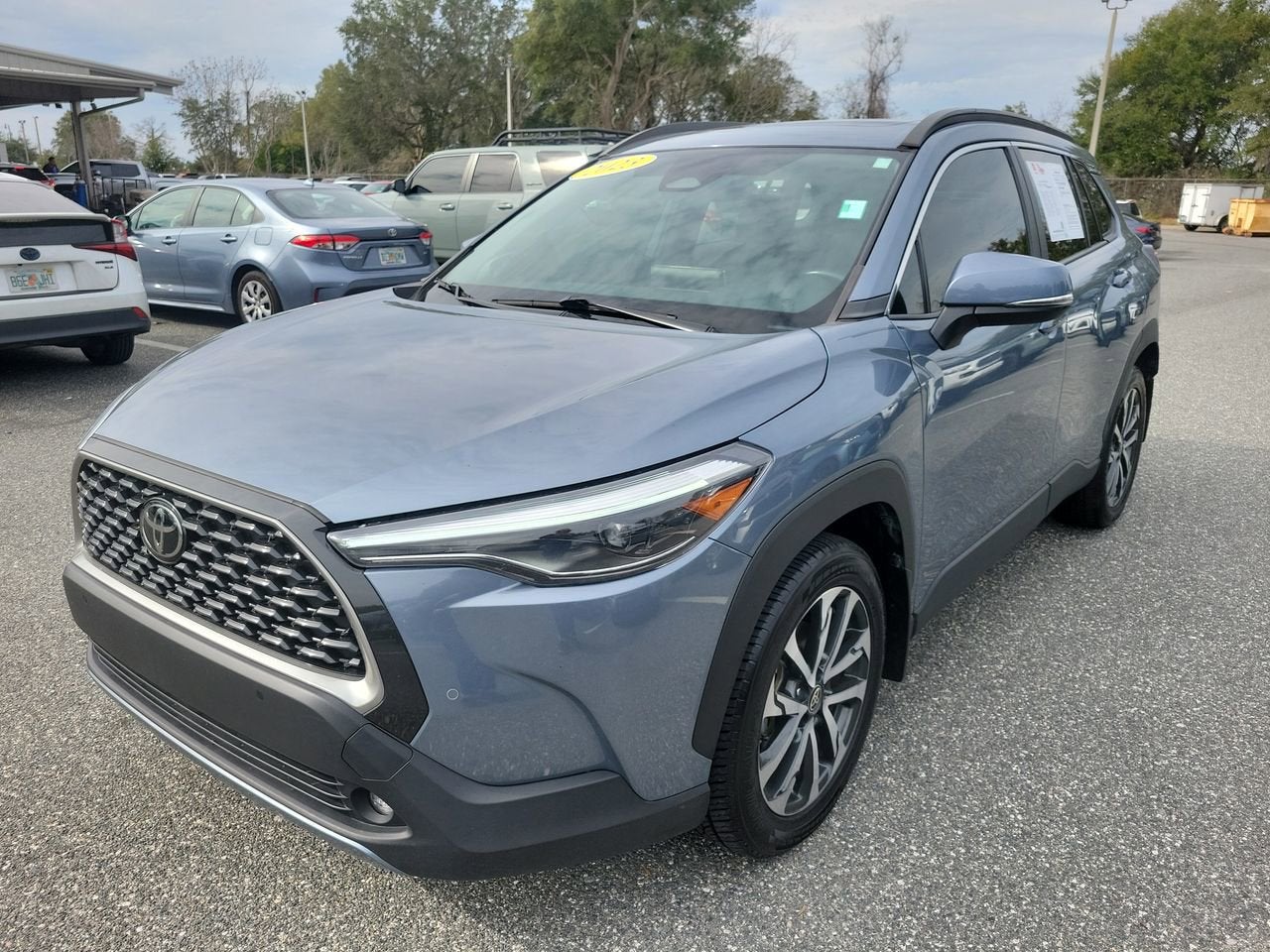 2023 Toyota Corolla Cross XLE