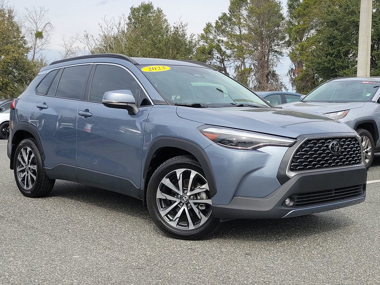 2023 Toyota Corolla Cross XLE