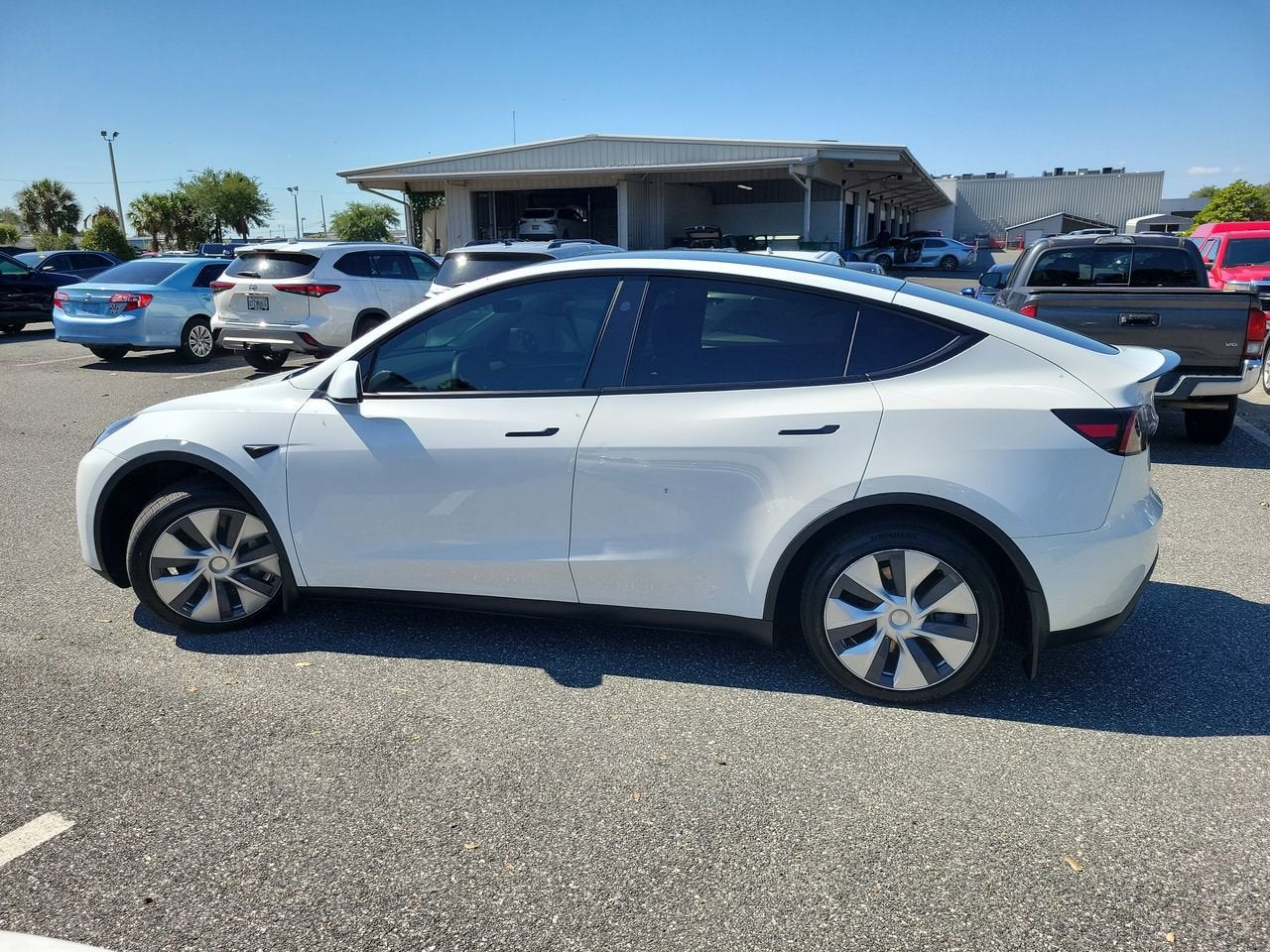 2023 Tesla Model Y Long Range